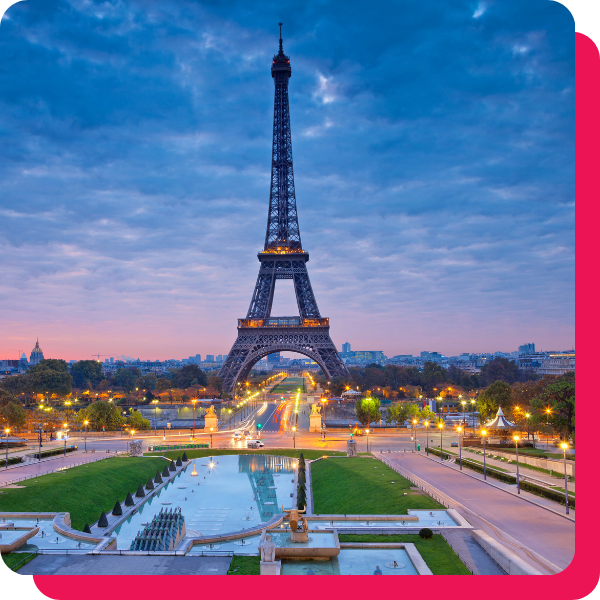 An image of the Eiffel Tower at sunset in Paris France